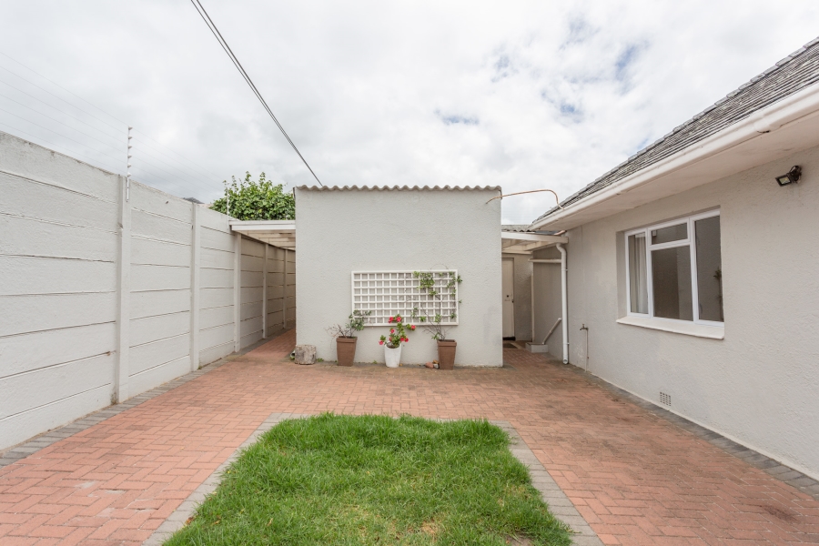 To Let 3 Bedroom Property for Rent in Plumstead Western Cape